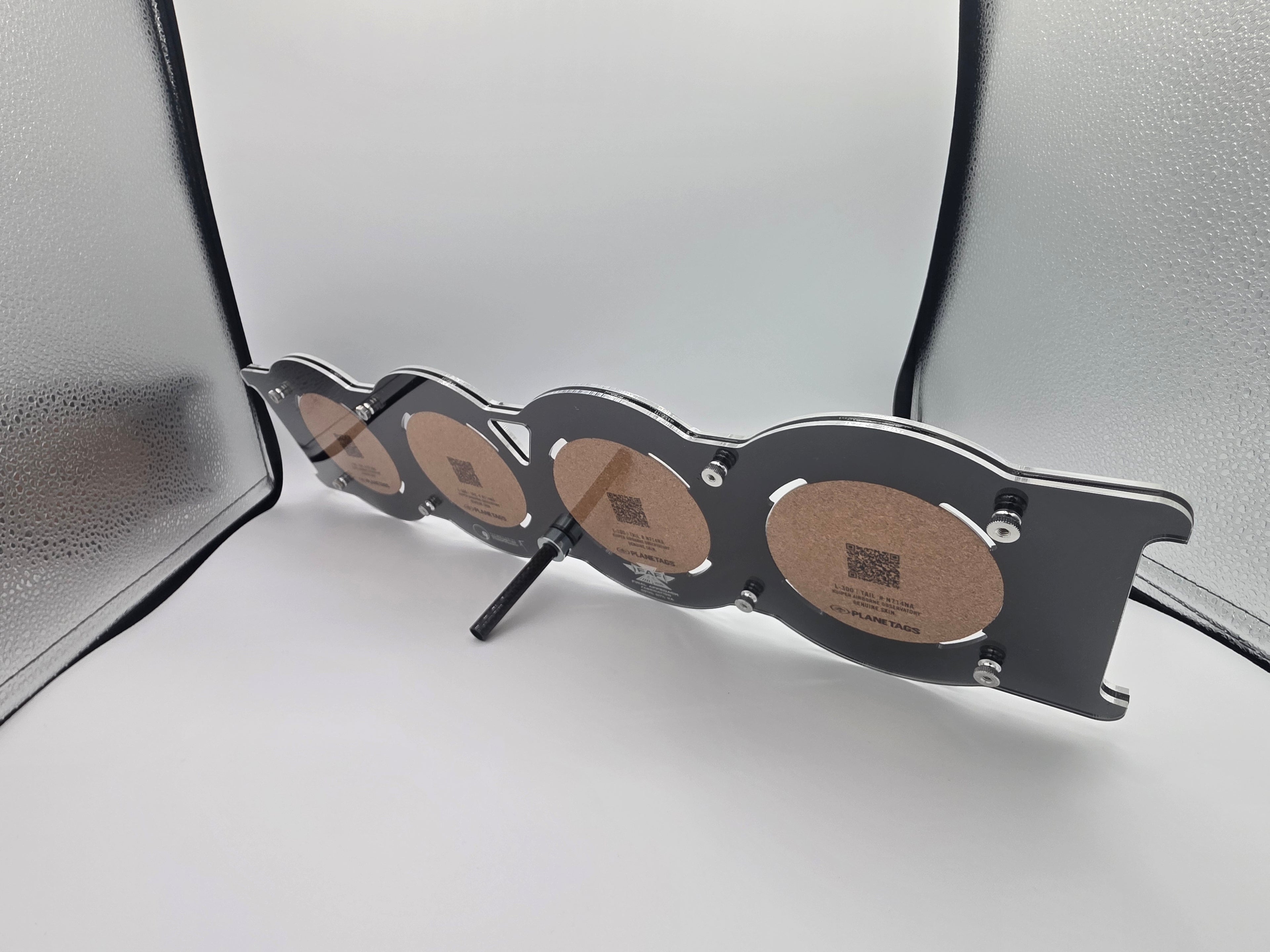 TDS PlaneTags 4-Slot 1 x 4 Coaster Display