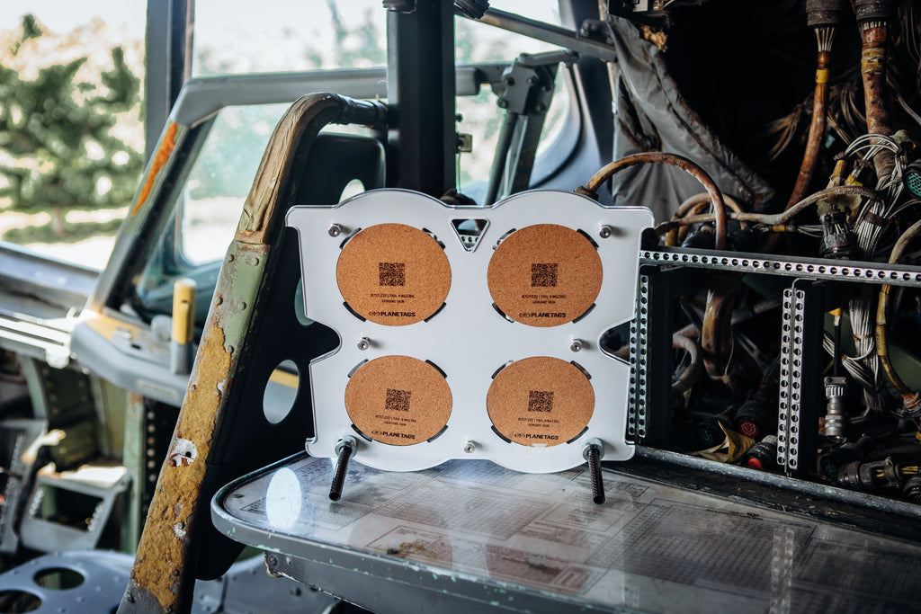 TDS PlaneTags 4-Slot 2 x 2 Coaster Display
