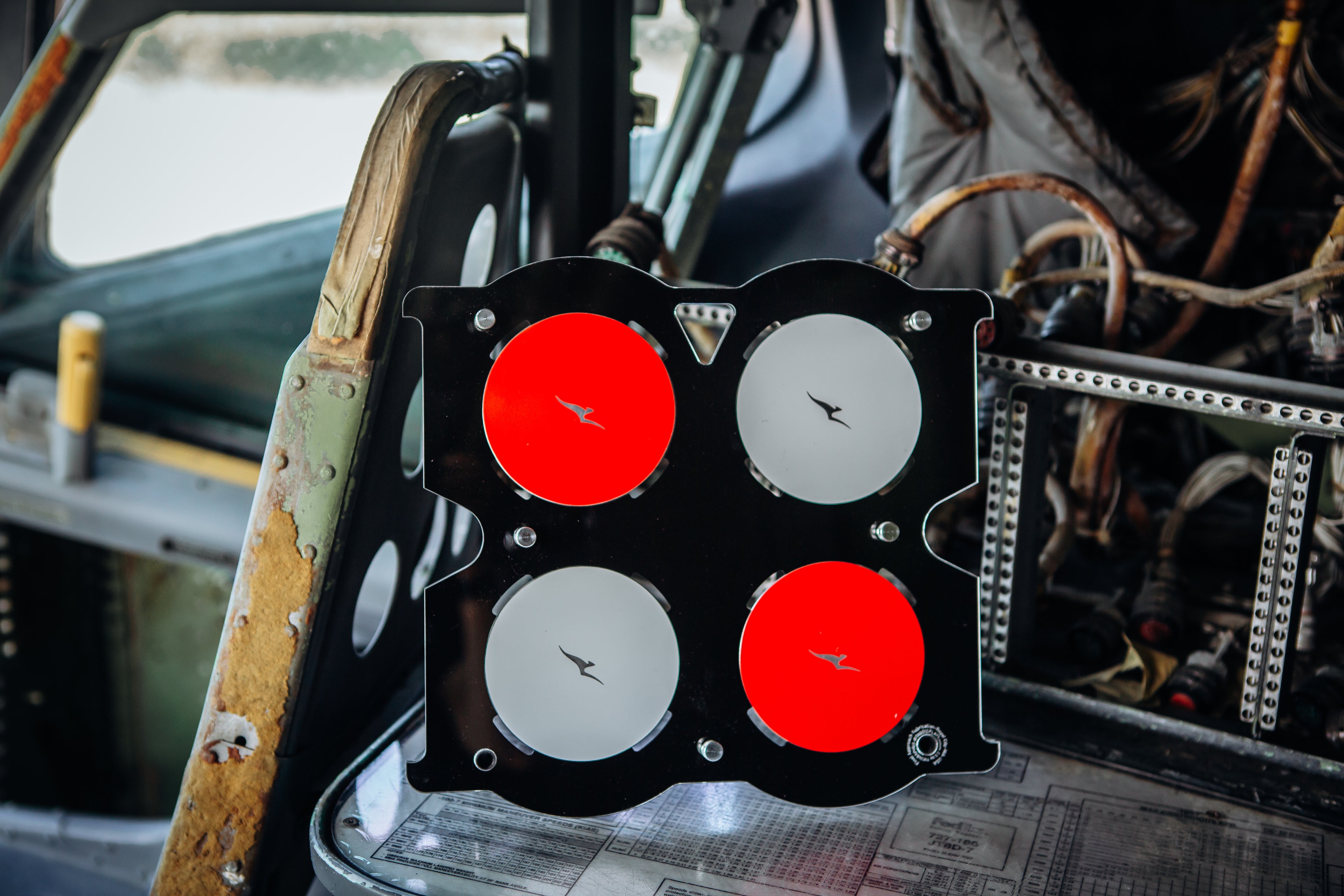 TDS PlaneTags 4-Slot 2 x 2 Coaster Display