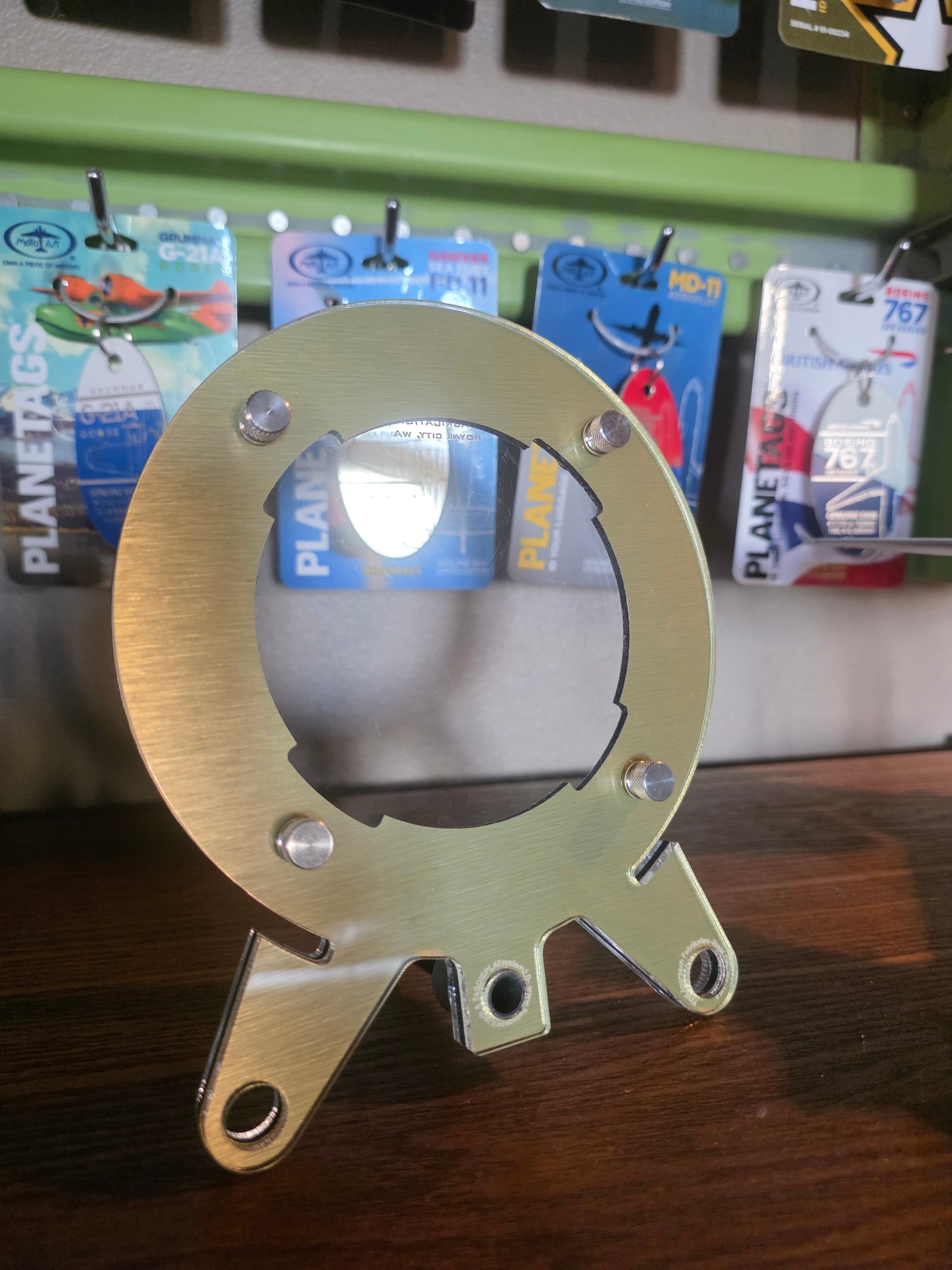 TDS PlaneTags 1-Slot Coaster Display