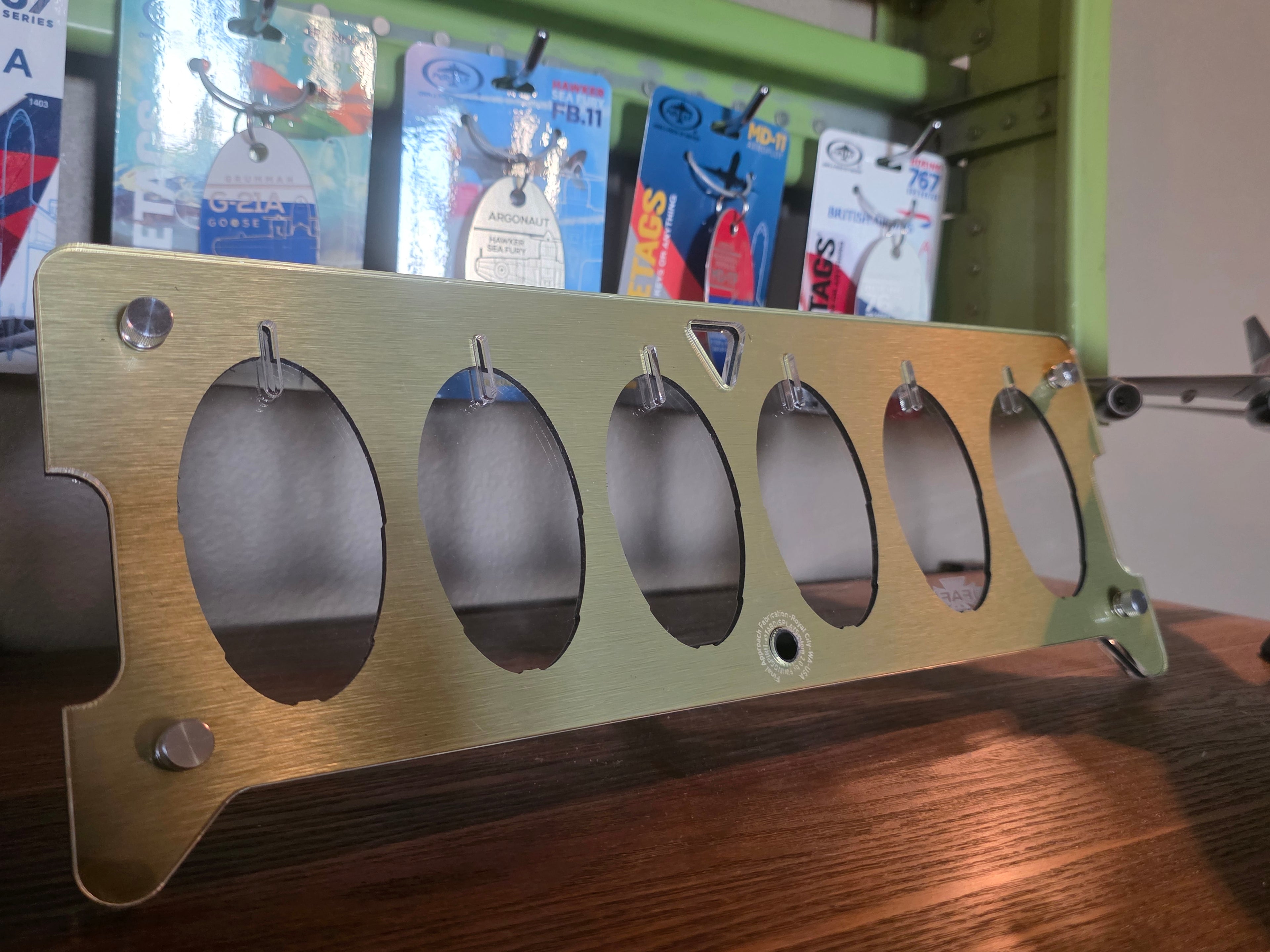 TDS PlaneTags 6-Slot Tag Display